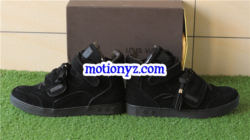 Brand Sneaker High Top Black